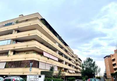 Appartamento in Vendita a Roma via Luigi Gastinelli 222