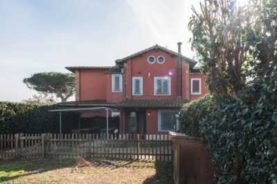 Villa in Vendita a Fiumicino