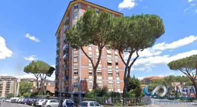 Appartamento in Vendita a Roma via Marco Calidio