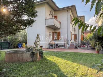 Villa in Vendita a Forlì via Francesco Rossi