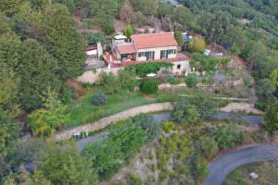 Villa in Vendita a Finale Ligure via della Pineta