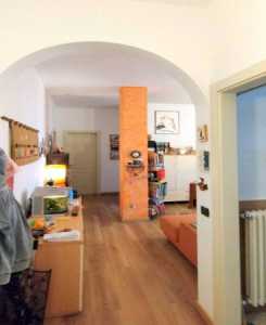 Appartamento in Vendita a Sarzana Vicolo Turi 10