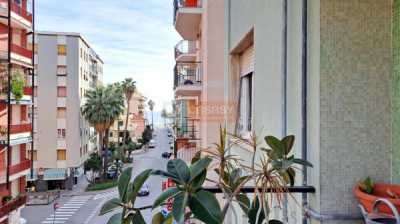 Appartamento in Vendita ad Albenga via Venezia