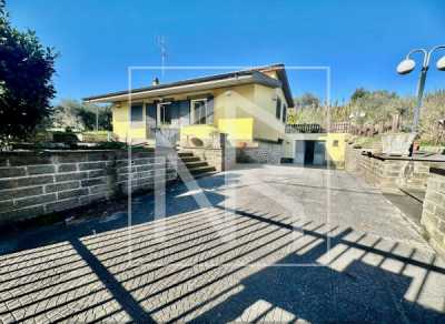 Villa in Vendita a Velletri via della Caranella 199
