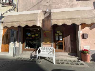 Attività Licenze in Vendita a Manziana Corso Vittorio Emanuele 10