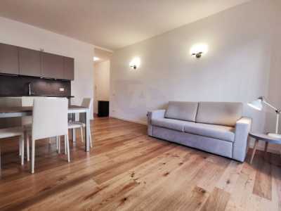 Appartamento in Affitto a Milano Viale Tunisia 43