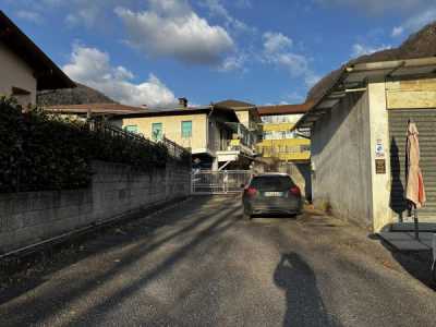 Villa in Vendita a Varallo Viale Cesare Battisti 121
