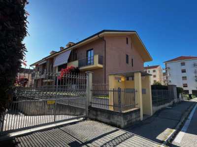 Appartamento in Vendita a Carmagnola via Bricherasio 14