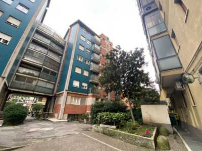 Appartamento in Vendita a Milano via Edolo 46