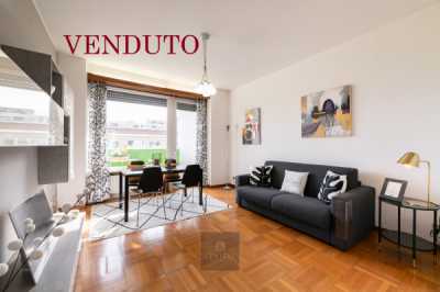Appartamento in Vendita a Milano Corso Sempione 33