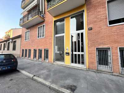 Appartamento in Vendita a Milano via Astico 20
