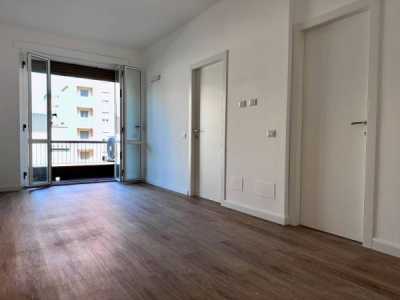 Appartamento in Vendita a Milano Viale Bligny
