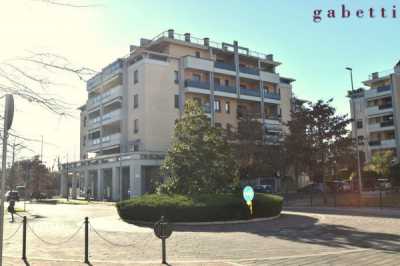 Appartamento in Vendita a Magenta via San Girolamo Emiliani 40