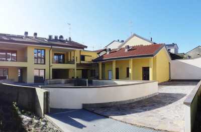 Villa in Vendita a Desio via Luigi Galvani 24