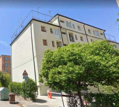 Appartamento in Vendita a Verona via Tanaro