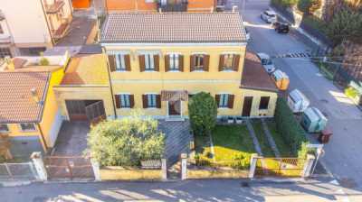 Villa in Vendita a Verona via Boiardo 24