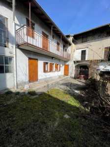 Rustico Casale in Vendita ad Alta Valle Intelvi via Filippo Turati 2