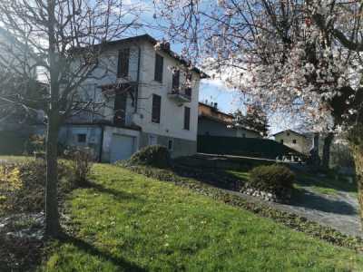 Villa in Vendita ad Alta Valle Intelvi via a Bianchi 6