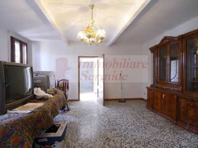 Villa in Vendita a Sermide e Felonica via Giosuã¨ Carducci