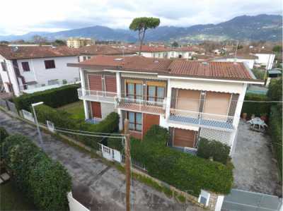 Villa in Vendita a Pietrasanta via Tonfano 195