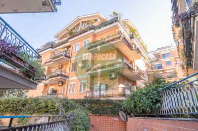 Appartamento in Vendita a Roma via Laurentina