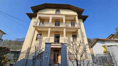 Villa in Vendita a Vigliano Biellese via Dosso Inferiore 14