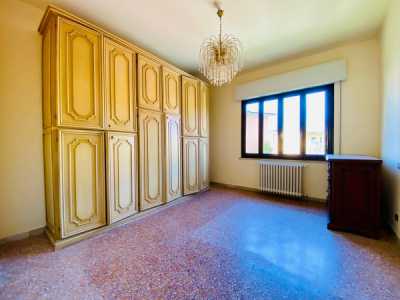 Appartamento in Affitto a Lucca via Pesciatina
