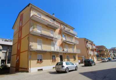 Appartamento in Vendita a San Benedetto del Tronto via Leonida Bissolati 42