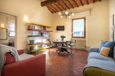 Appartamento in Vendita a Firenze Borgo Degli Albizi