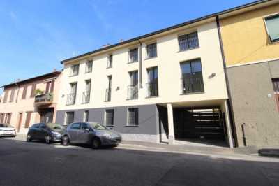Appartamento in Affitto a Concorezzo via Monte Grappa 36
