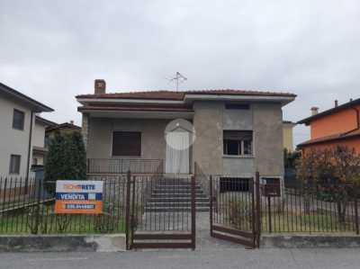 Villa in Vendita a Montello via Dei Mille 9
