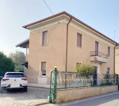 Villa in Vendita a Castenedolo