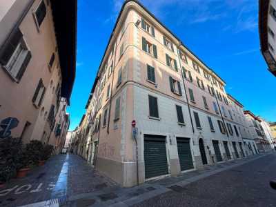 Appartamento in Vendita a Brescia via Elia Capriolo 14