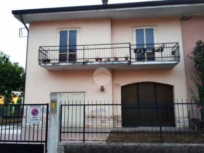 Villa in Vendita a Brescia via Canneto 12