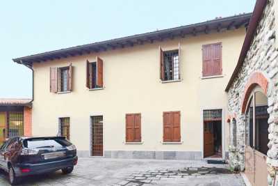 Villa in Vendita a Cantù via Fratelli Galimberti