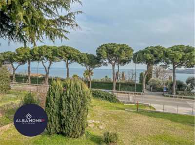 Appartamento in Vendita a Padenghe sul Garda via Italo Barbieri 40
