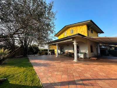 Villa in Vendita a Maclodio via Dernes 4