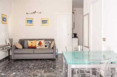 Appartamento in Affitto a Milano via Vigevano