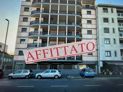 Appartamento in Affitto a Milano via Carlo Imbonati 41