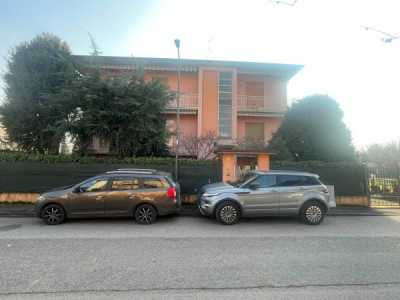 Villa in Vendita a Cremona via Migliaro