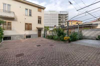 Appartamento in Vendita a Novate Milanese via Bollate