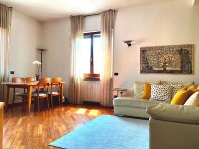 Appartamento in Vendita a Monza via Felice Cavallotti 137