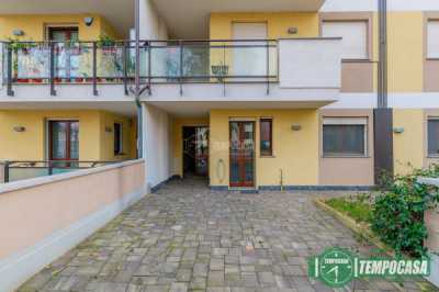 Appartamento in Vendita a San Donato Milanese via Piave 17