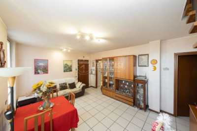 Appartamento in Vendita a Veduggio con Colzano via Sant