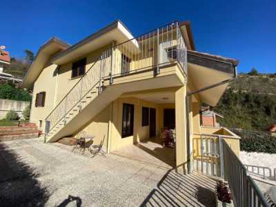 Villa in Vendita ad Ascoli Piceno via Domenico Cimarosa