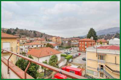 Appartamento in Vendita a Varese Viale Padre Gian Battista Aguggiari