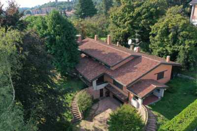 Villa in Vendita a Varese via Aurelio Saffi