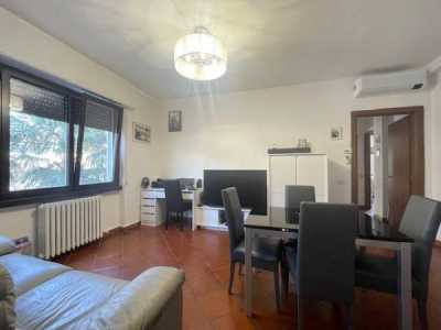 Appartamento in Vendita a Malnate via Francesco Ogliari 2