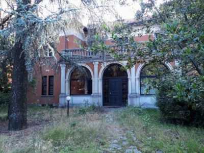 Villa in Vendita a Busto Arsizio via Quintino Sella 13