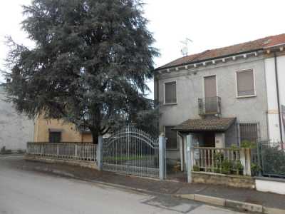 Villa in Vendita a Pieve Porto Morone